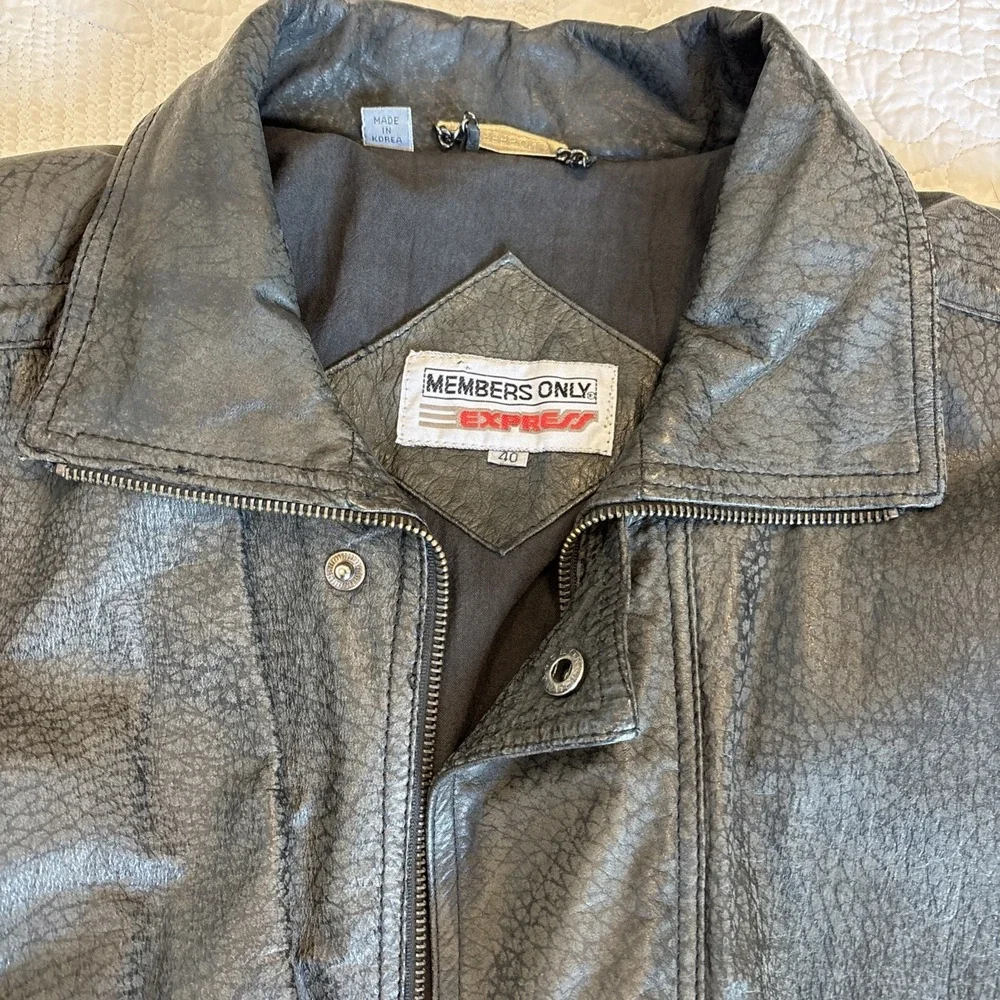 VTG Members Only Leather Bomber Jacket Textured Gray Hidden Zipper 1980s Sz40